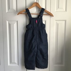 Rugged Bear snowbib❄️